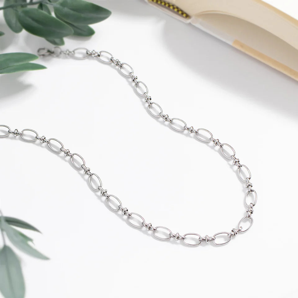 Circle Chain Charm Necklace