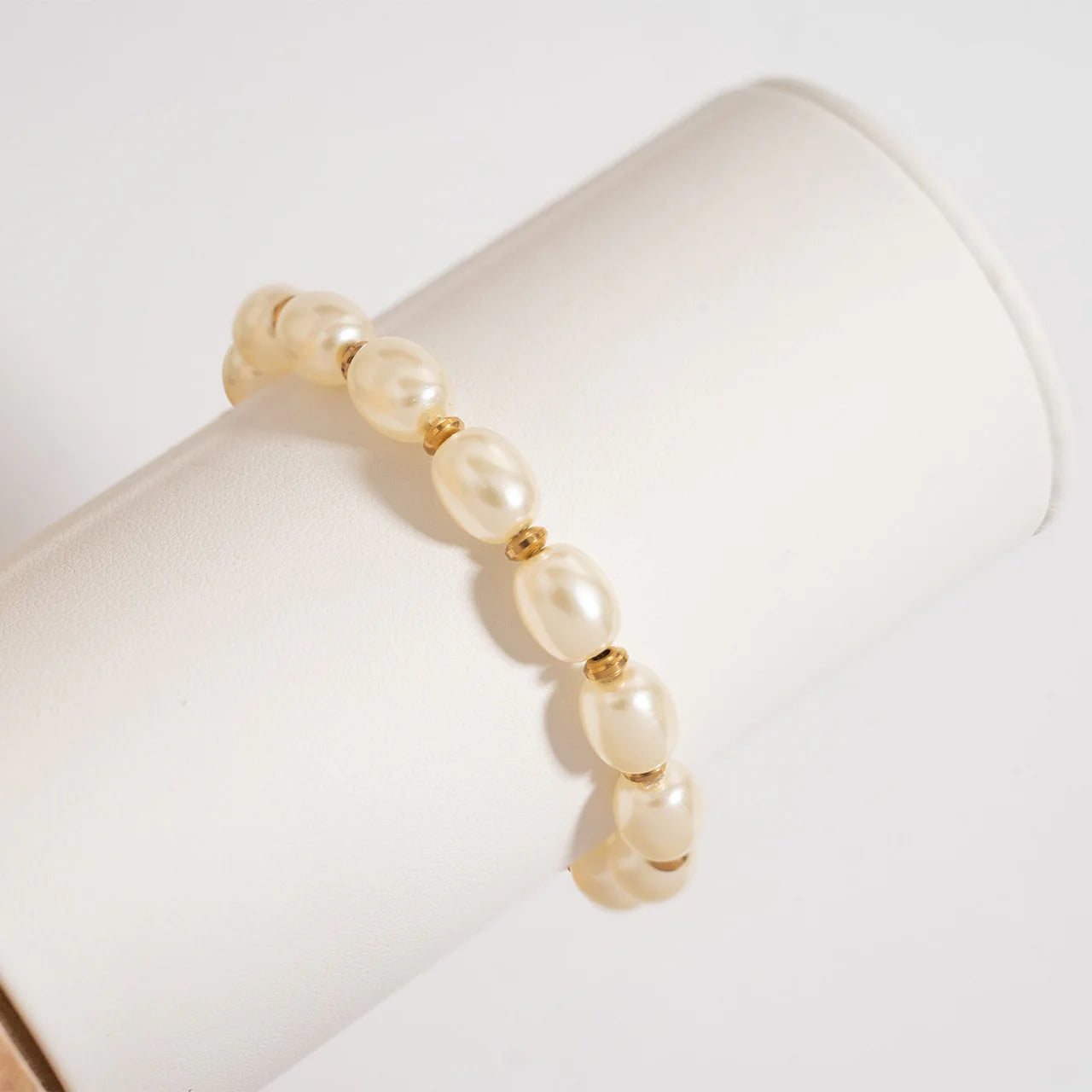 All Pearly Stretch Bracelet