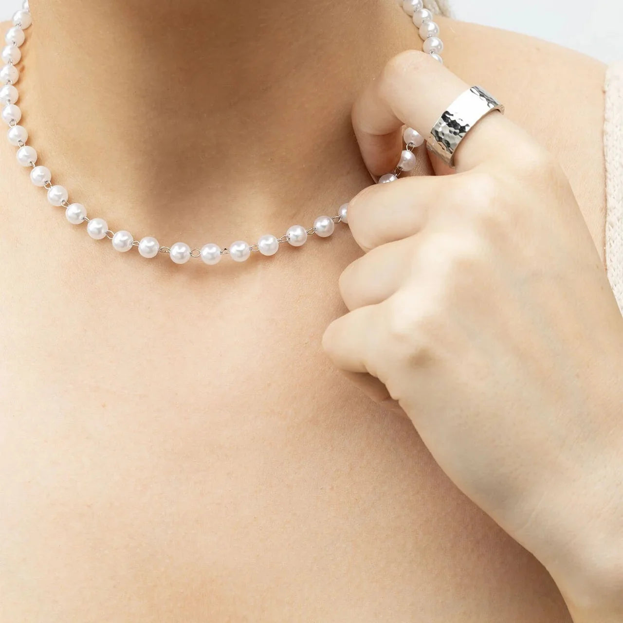 Pearl Beaded Necklace